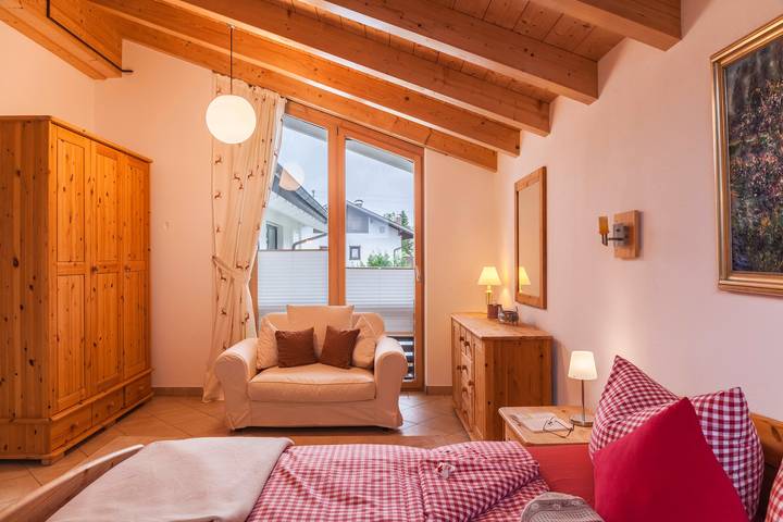 Ferienhaus für 3 Personen, mit Garten in Farchant