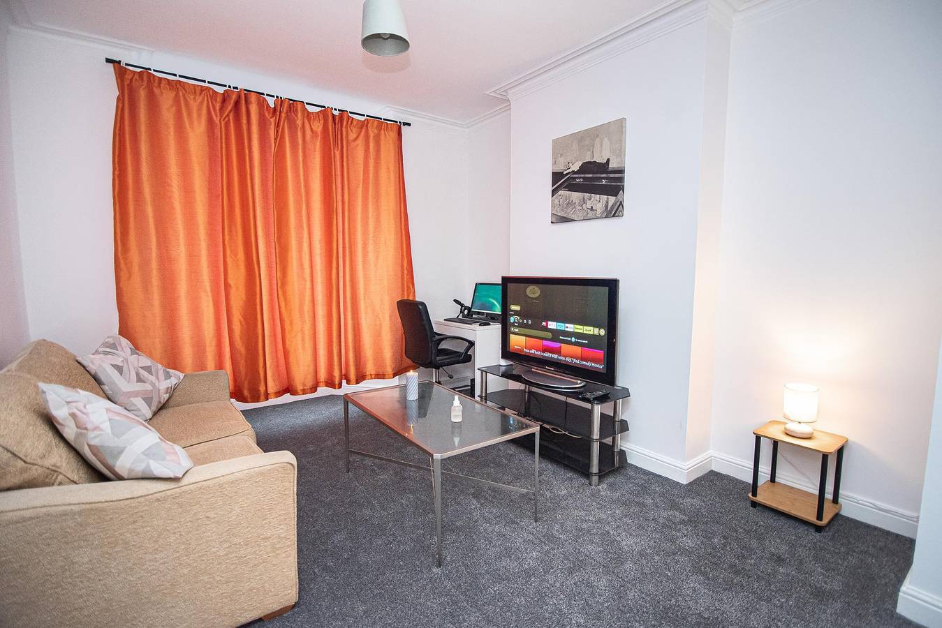 Captivating 3-Bed House in Central Doncaster in South Yorkshire