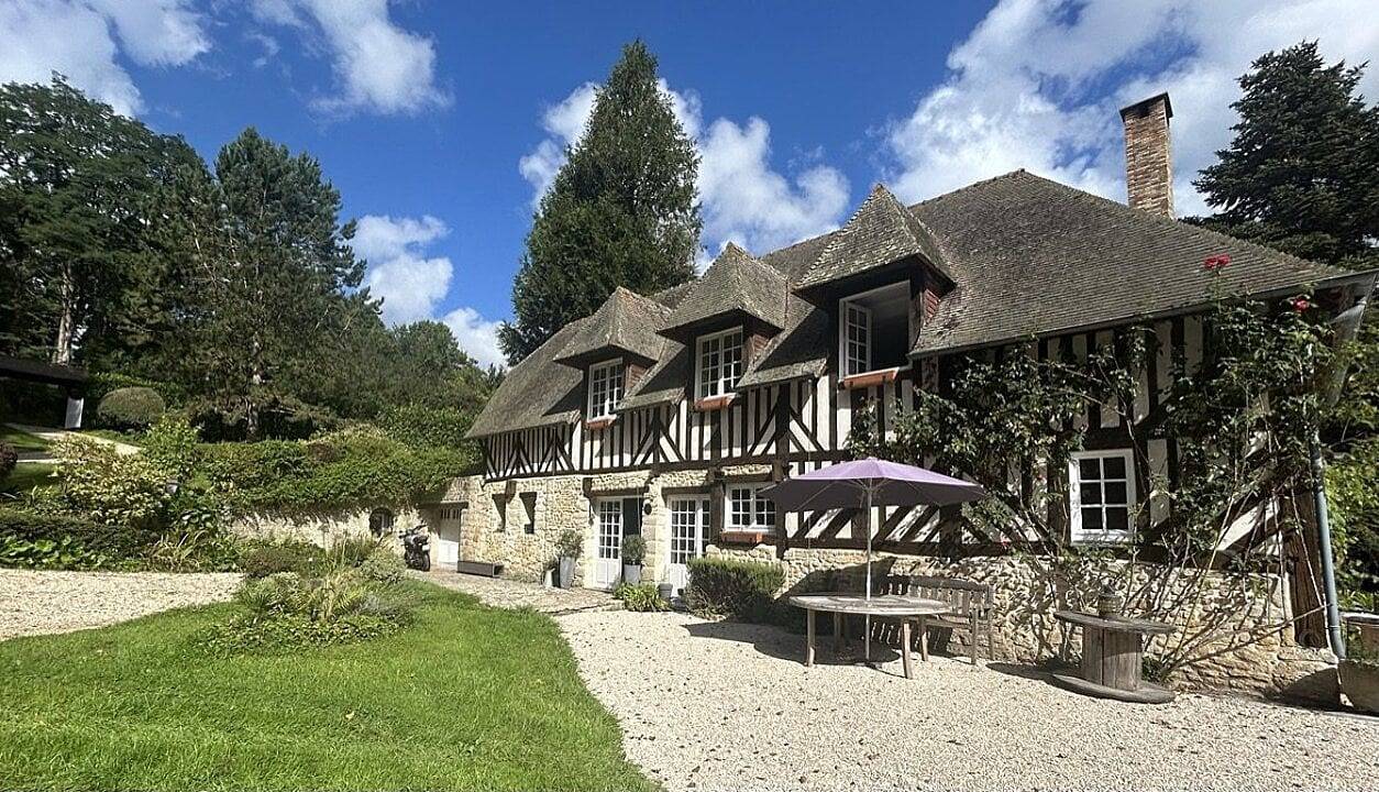 Le Pressoir de Lecange, chambres d'hôtes 2 à 6 personnes - Chambre Bleue in Saint-Pierre-et-Saint-Paul-en-Val-d'Auge, Région de Lisieux