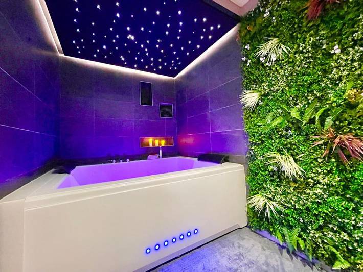 Appartement de vacances pour 2 personnes, avec jacuzzi à Lorient