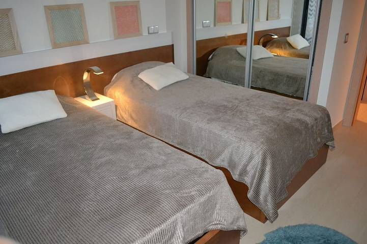 Ganze Wohnung, AlburVillage, Qualität, Luxus, Neu, 2 Schlafzimmer, Erdgeschoss, Schwimmbad, Solarium, Free Wifi in Alvor, Faro Distrikt