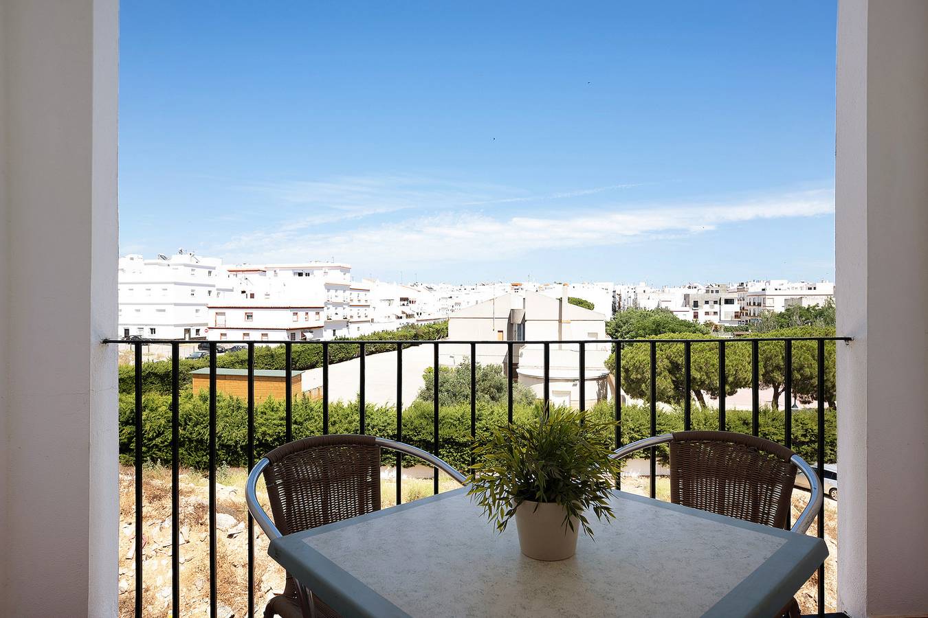Ολόκληρο το διαμέρισμα, Apartment "Alboran 208" in City Centre with Terrace & Wi-Fi in Conil de la Frontera, Κόστα ντε λα Λουζ