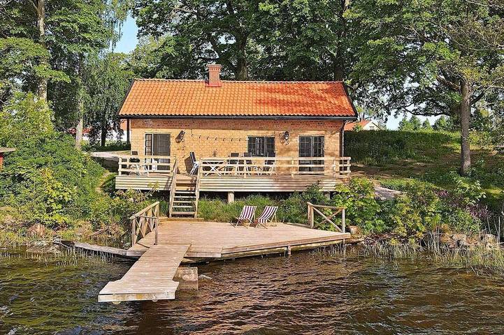 Ferienhaus für 6 Personen, mit Garten in Gullspang