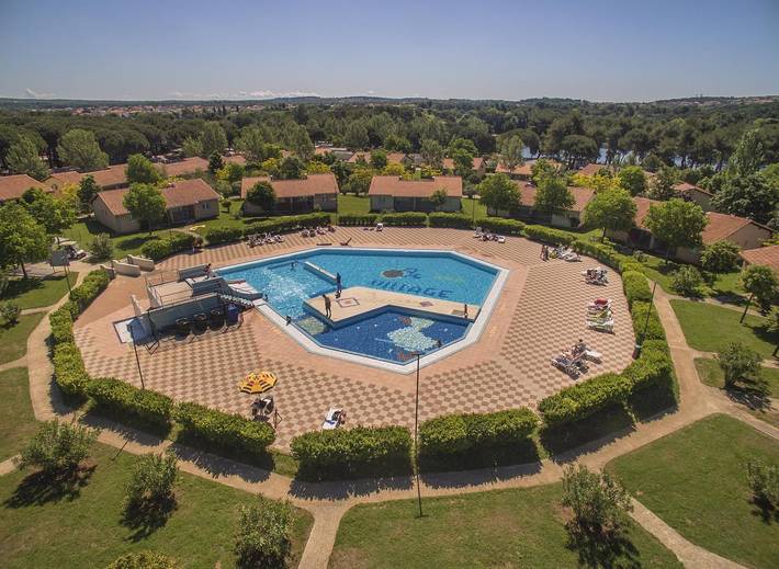 Ferienpark für 6 Personen, mit Pool und Garten, mit Haustier in Kroatien