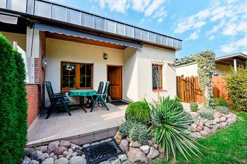 Ferienhaus für 4 Personen, mit Garten und Terrasse am Plauer See