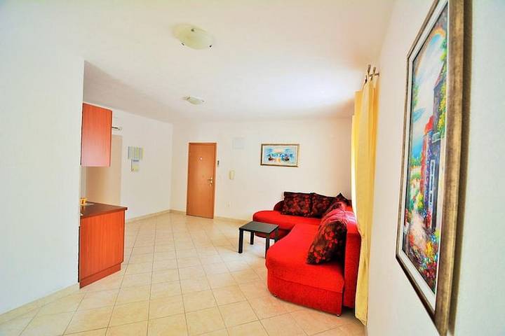 Ferienwohnung für 4 Personen, mit Terrasse und Pool, mit Haustier auf Ciovo - 2