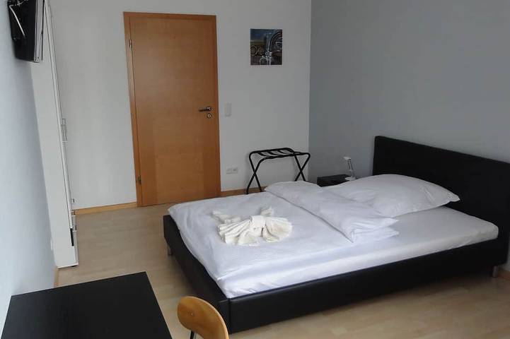 Gîte pour 6 personnes, avec balcon à Trèves - 4