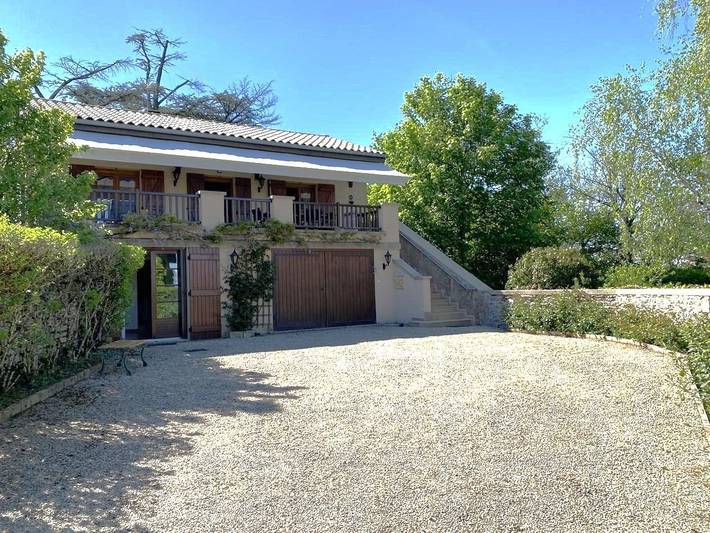 Gîte pour 6 personnes, avec jardin et terrasse
