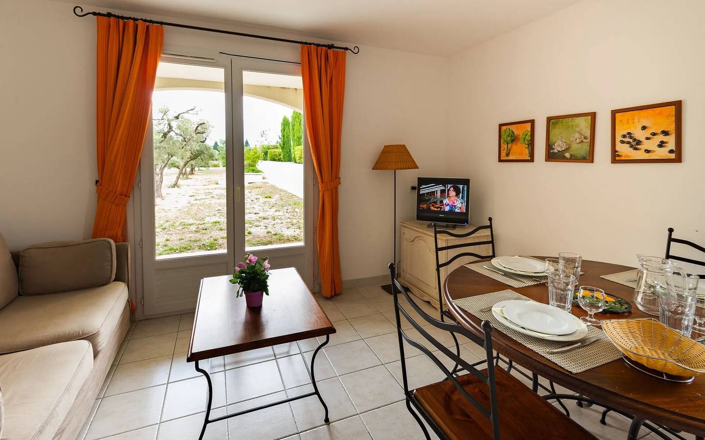 Apartamento entero, Lagrange Vacances Residence Le Domaine de Bourgeac - Short Stays in Paradou, Region de Arles