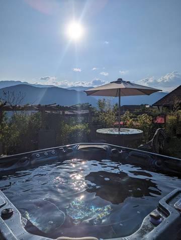 Chambre d’hôte pour 2 personnes, avec jacuzzi dans Auvergne-Rhône-Alpes