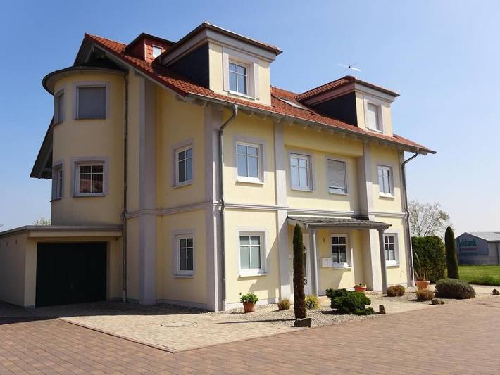 Ferienwohnung für 4 Personen, mit Ausblick und Balkon in Deidesheim