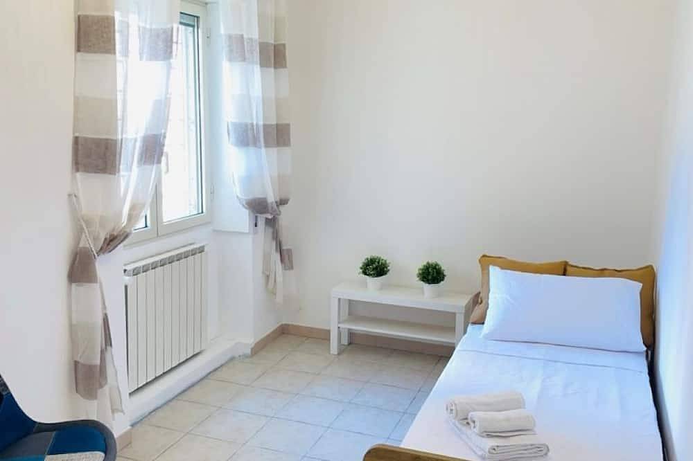 Entire apartment, At Alessio's house in Ostia, Rome