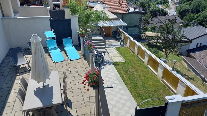 Location de vacances pour 4 personnes, avec jardin et vue, animaux acceptés à San Damiano Macra - 3