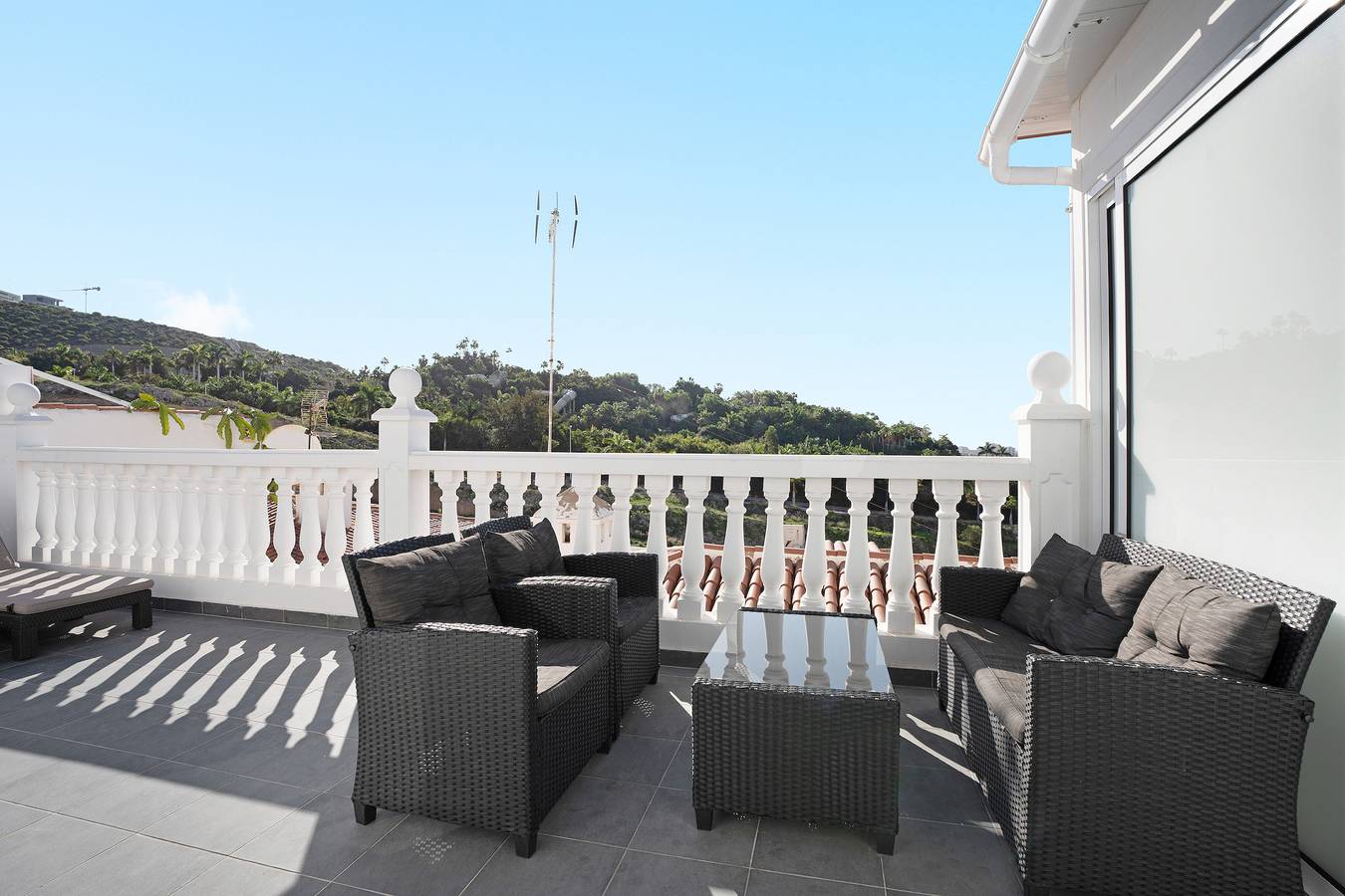 Vacation Home "Siam Park Loft" with Mountain View, Private Terrace & Wi-Fi in San Eugenio Alto, Adeje