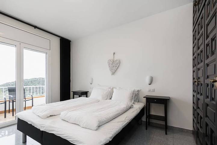 Villa für 12 Personen, mit Whirlpool und Garten sowie Balkon an der Costa Brava - 4