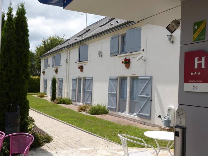 Hôtel pour 3 personnes, avec jardin à Saint-Saturnin - 2