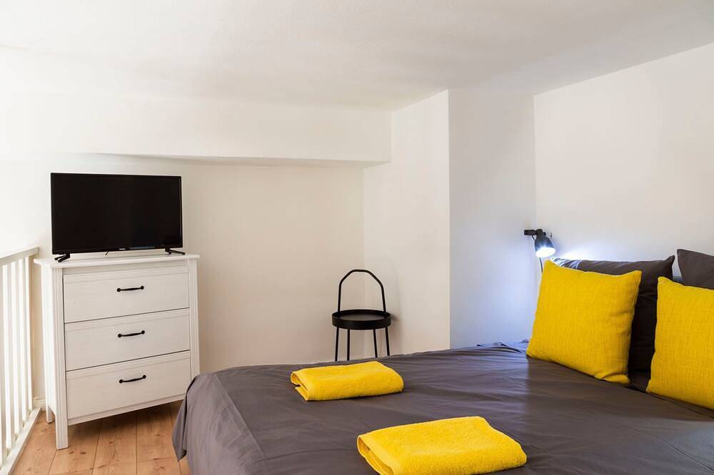 Ganze Wohnung, Charmante Wohnung in Berlin-Wilmersdorf in Berlin Innenstadt, Berlin