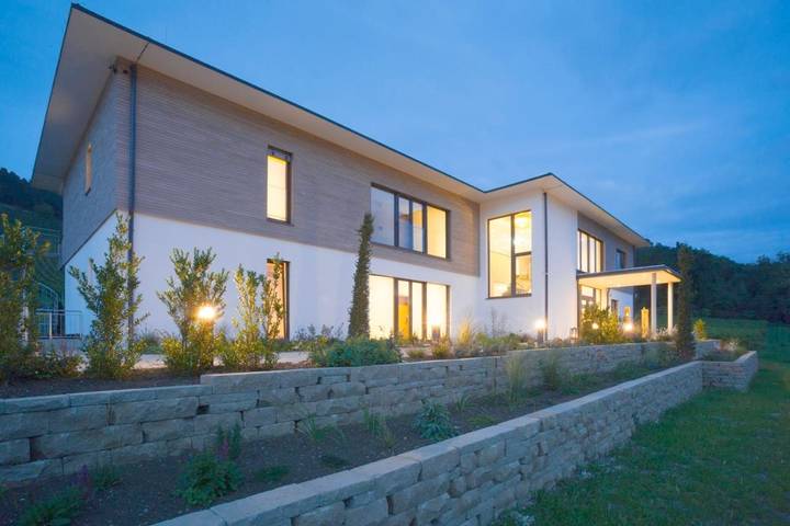 Ferienhaus für 2 Personen, mit Balkon und Terrasse sowie Garten und Sauna in Hilzingen