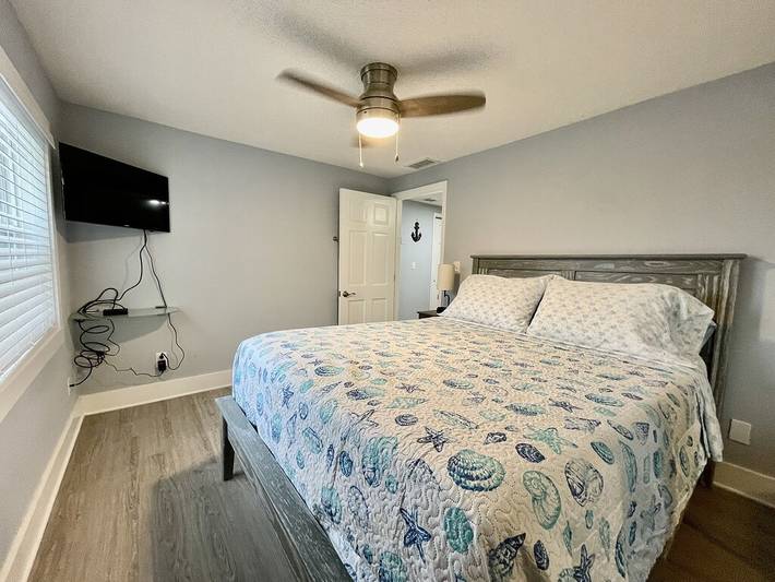 Vacation rental for 6 people, with terrace, with pets in Crescent Beach