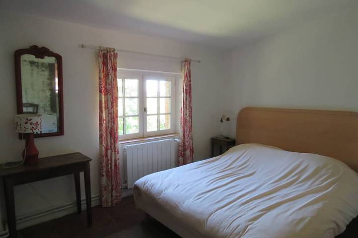 Location de vacances pour 10 personnes, avec jardin et terrasse à Azas - 4