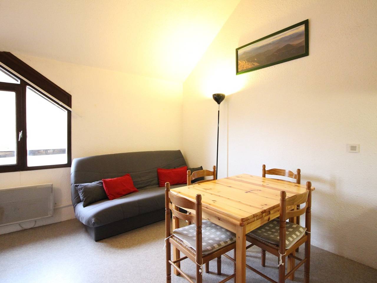 Entire apartment, Studio at Mont-Dore slopes, 4 pers. in Mont-Dore, Volcans d'Auvergne Regional Nature Park