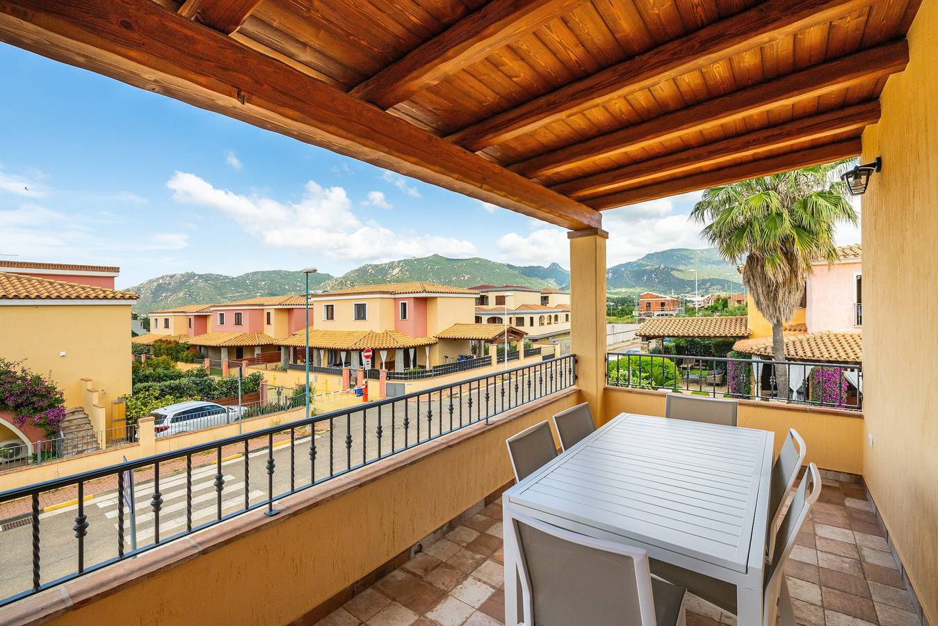 Ferienhaus 'Tramonto' mit Bergblick, Wlan und Klimaanlage in Crabonaxa/Villasimius, Villasimius