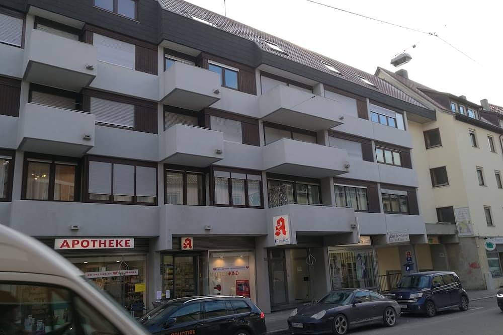 Ganze Wohnung, Zentrales und ruhig gelegenes Appartement mit Balkon in Stuttgart, Stuttgart Region