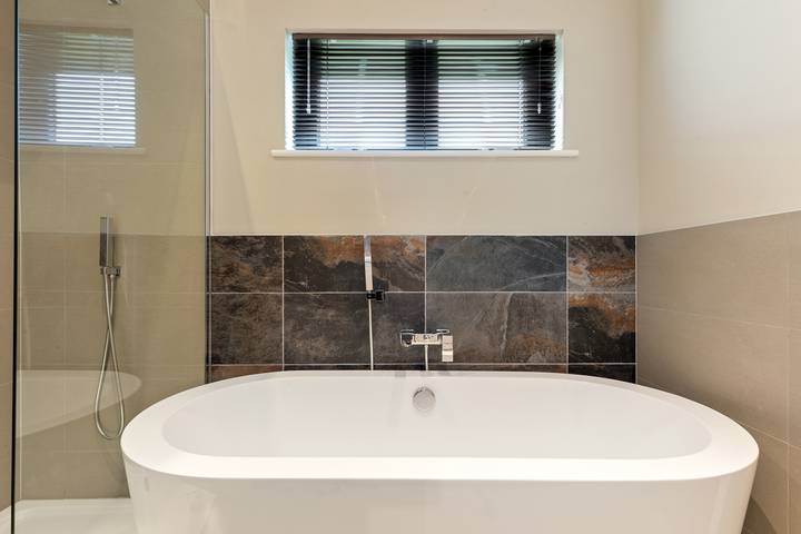 Ael-Y-Bryn - Luxury Lodge, Hot Tub, Pet Friendly in Penally, Pembrokeshire