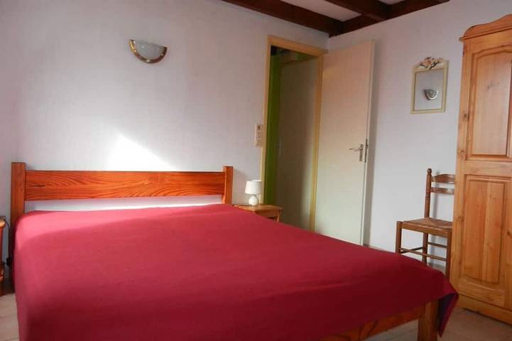 Location de vacances pour 4 personnes, avec piscine à Cadalen - 2