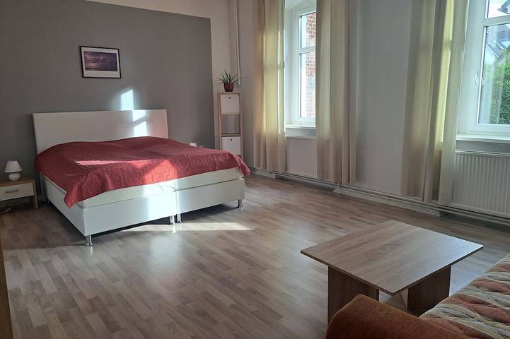 Villa für 6 Personen, mit Terrasse und Garten in Brandenburg - 2