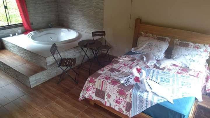 Cottage pour 2 personnes, avec jacuzzi ainsi que balcon et jardin