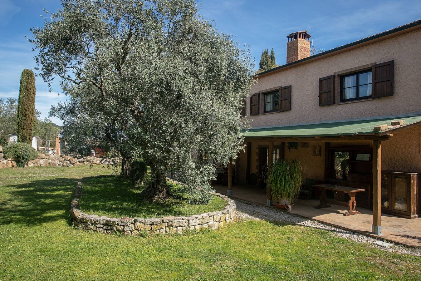 Farmhouse "Casa Girasole" with Private Pool, Terraces & Wi-Fi in Roccastrada, Grosseto Province
