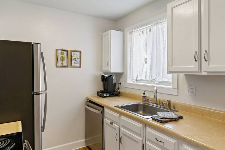 Vacation rental for 2 people, with terrace and hot tub as well as pool in Steamboat Springs