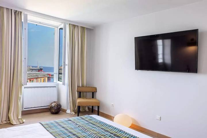 Gîte pour 6 personnes, avec balcon à Bastia - 4