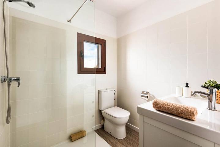 Gîte pour 4 personnes, avec balcon et piscine à Cala Morell - 3