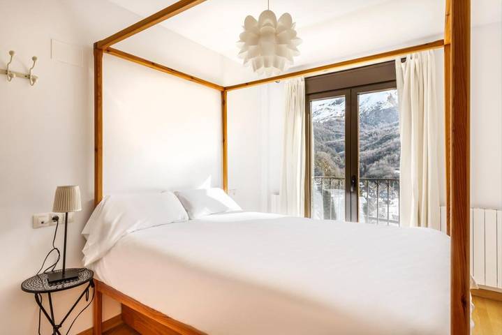 Casa rural para 10 personas, con vistas y terraza en Valle de Tena - 4