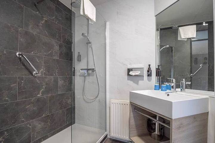 Comfortable Stay with Sauna, Indoor Pool, and Direct Access to Drentsche Aa Park in Drenthe
