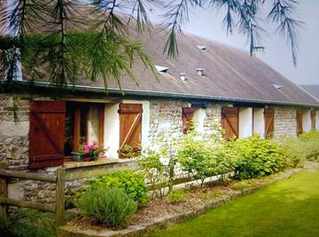 Gîte pour 4 personnes, avec terrasse et jardin, animaux acceptés dans le Calvados