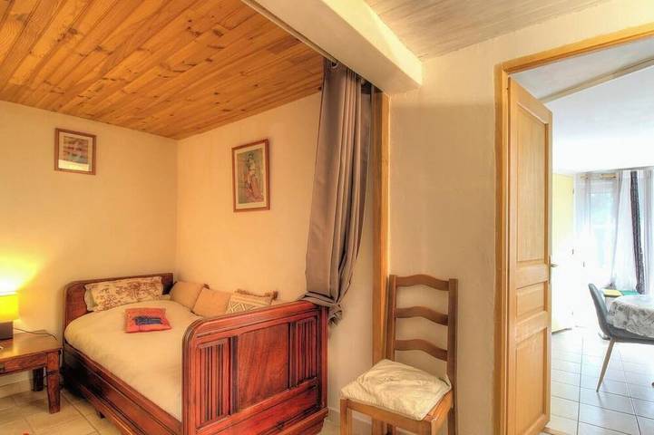 Location de vacances pour 2 personnes, avec terrasse à Foce - 2