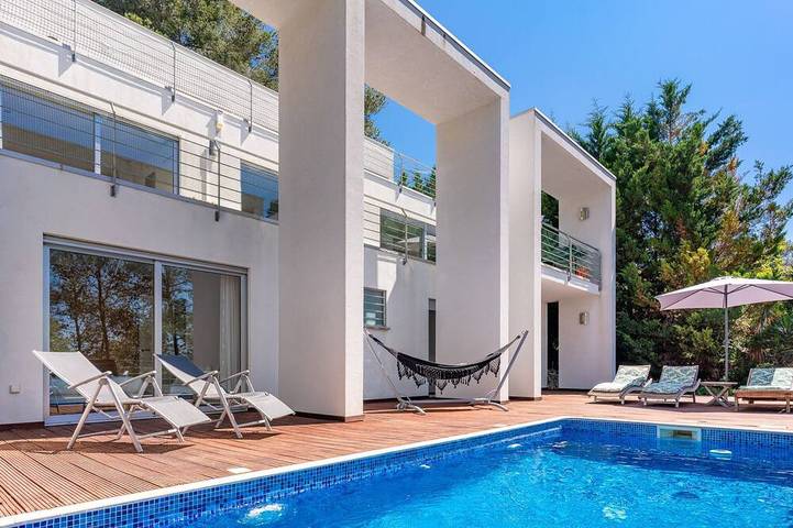 Villa pour 7 personnes, avec balcon à Olivella