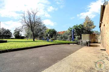 Gîte pour 8 Personnes dans La Bazouge-du-Désert, Fougères-Vitré, Photo 2