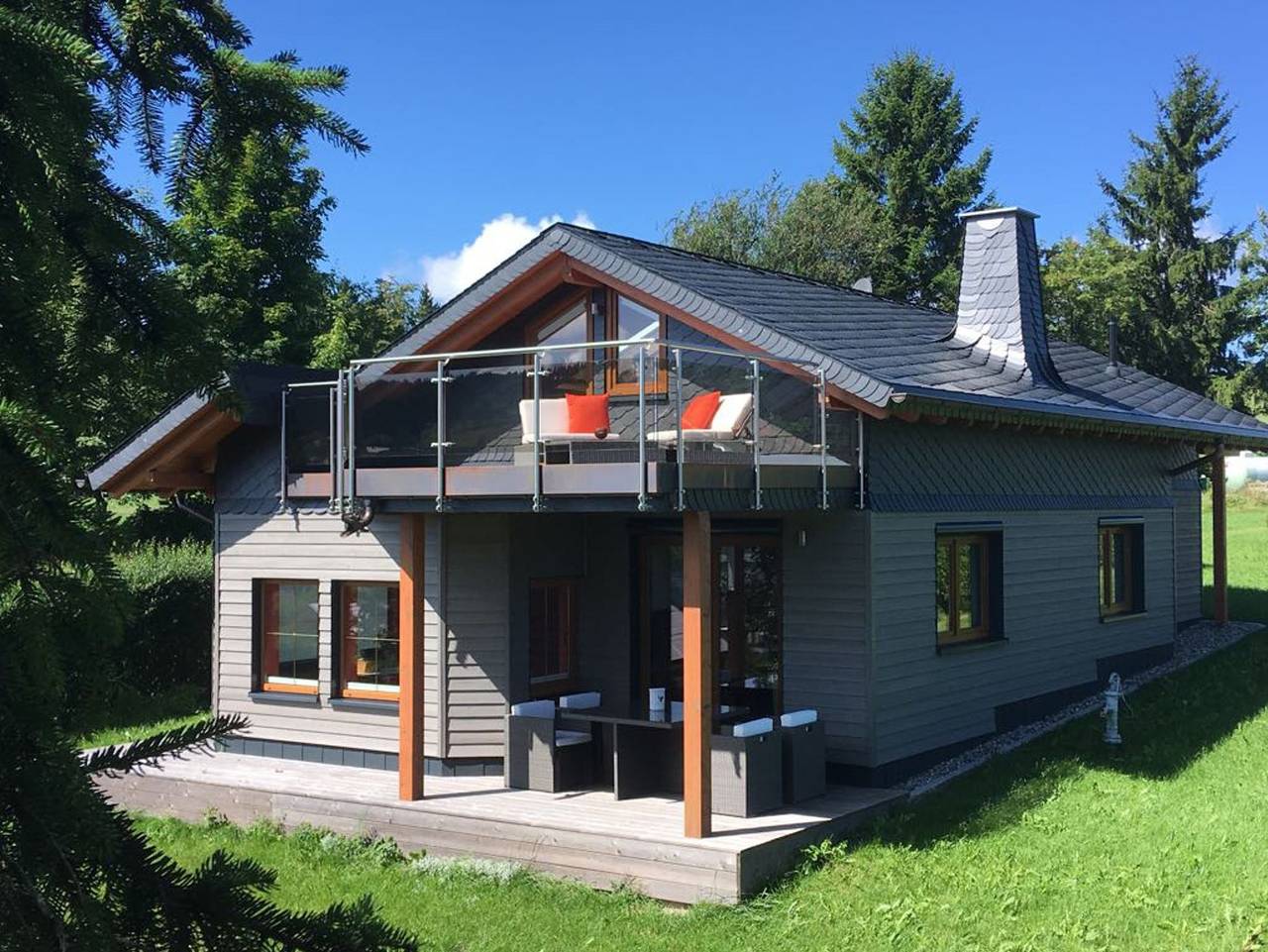Ganze Ferienwohnung, Ferienhaus Eichhorn - Ferienhaus Eichhorn in Oberweißbach/Thüringer Wald, Frankenwald