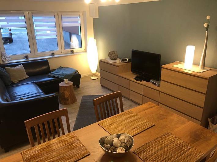 Bungalow für 4 Personen, mit Balkon/Terrasse und Terrasse sowie Garten