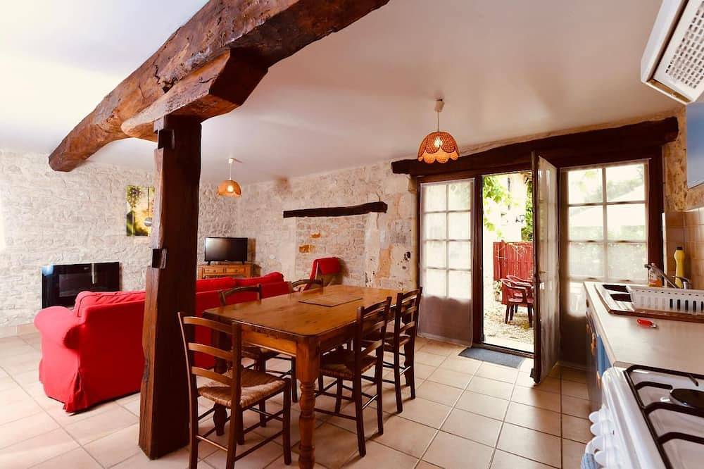 Apartamento entero, Casa tranquila en Domaine les Granges in Ternant (Charente-Maritime), Saint-Jean-d'Angély region