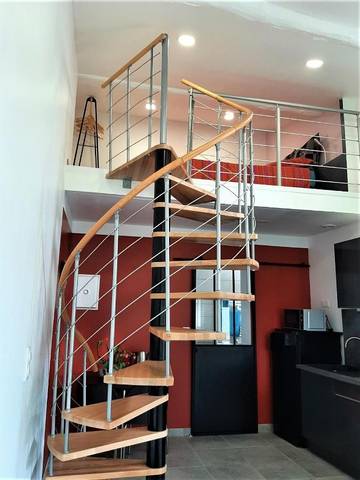 Gîte pour 2 personnes, avec piscine et jardin à Génissac