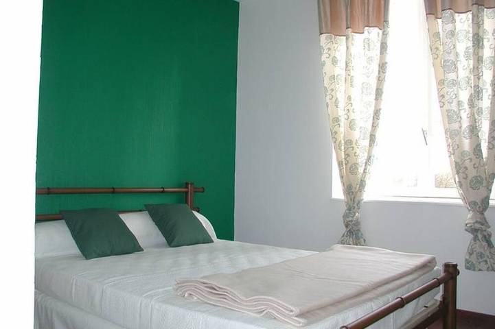 Gîte pour 4 personnes, avec piscine et jardin à Brécey - 2