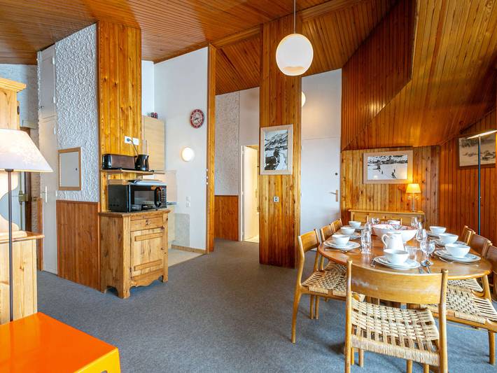 Appartement entier, Spacieux appartement 8 pers avec Wifi, balcon et cuisine rénovée in Val-d'Isère, Massif de la Vanoise