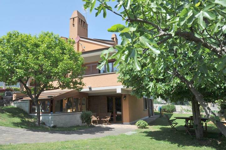 Bed and breakfast per 4 persone, con giardino e panorama - 1