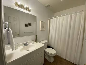 Cabin for 8 Guests in Lake Texoma, Texas, Picture 3