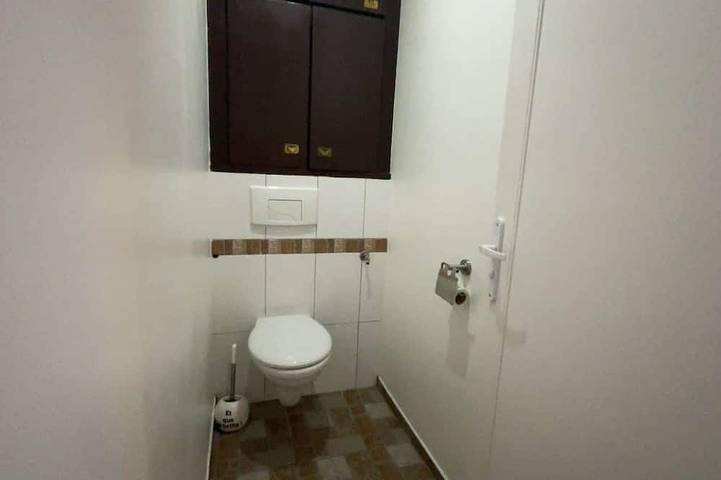 Appartement entier, Spacious 3-Bedroom Apartment Near Basel Airport in Saint-Louis, Région de Mulhouse